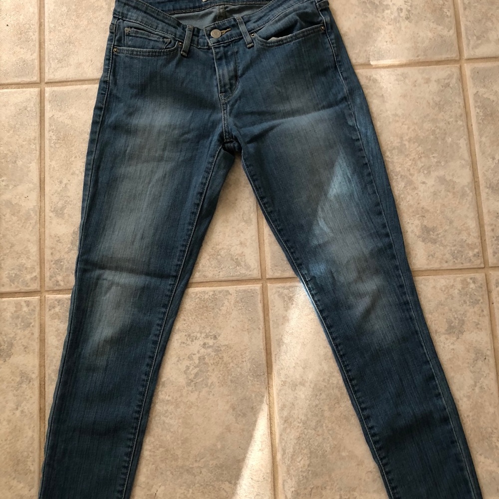 Levi’s 711 Skinny